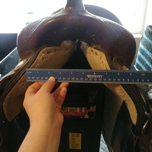 16" circly y saddle